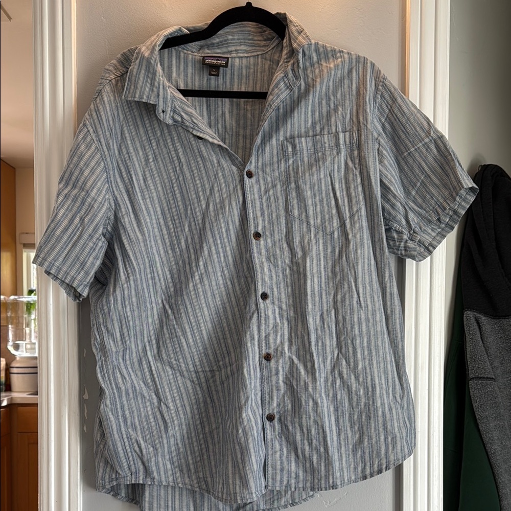 Men's Patagonia Striped Button Down Blue Shirt Summer - Size L